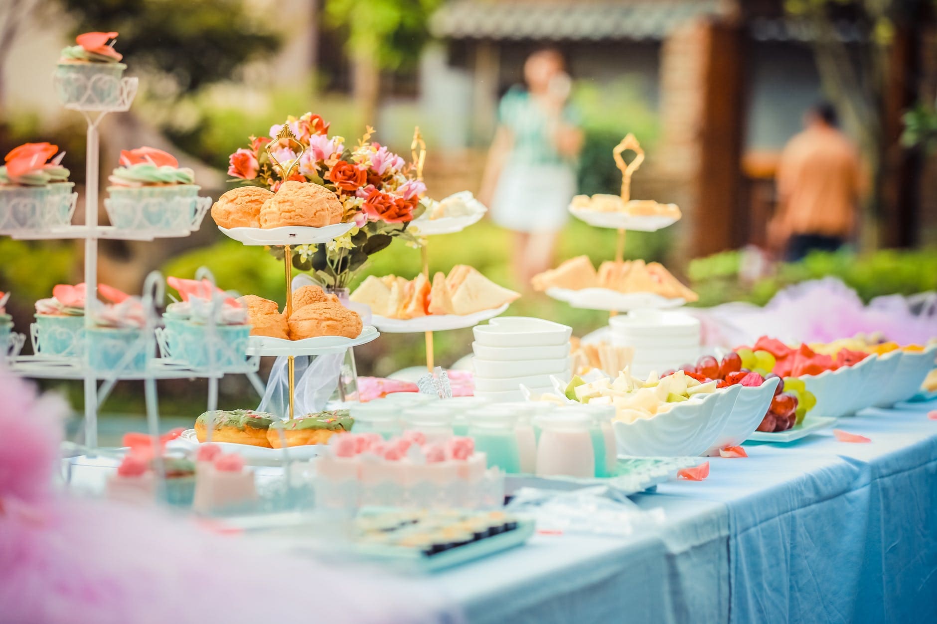 white steel cupcake stand
